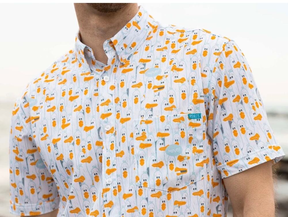 NWT DISNEY AND PIXAR FINDING NEMO "MINE!" KUNUFLEX Short Sleeve Shirt Sz. M